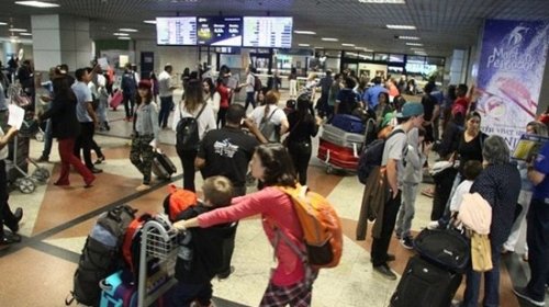 [Aeroportos devem receber 1,36 milhão de passageiros durante o carnaval]