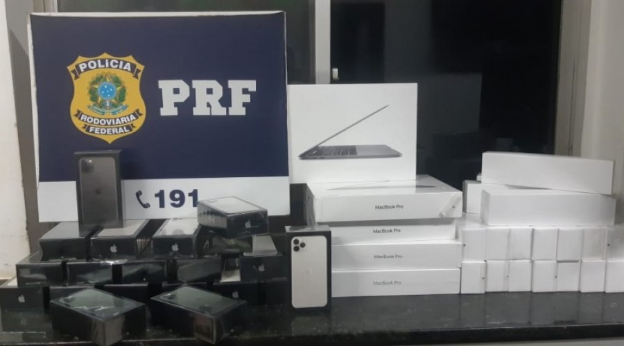 [Vídeo: PRF apreende carga de celulares e eletrônicos avaliada em R$ 28 mil em trecho baiano da BR-242]