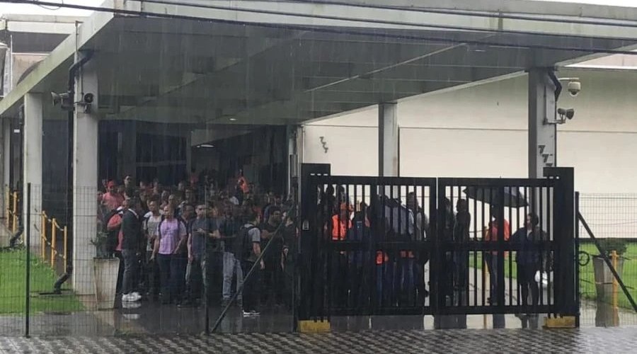 [MP de São Paulo acusa Petrobras de manter 73 trabalhadores em cárcere privado ]