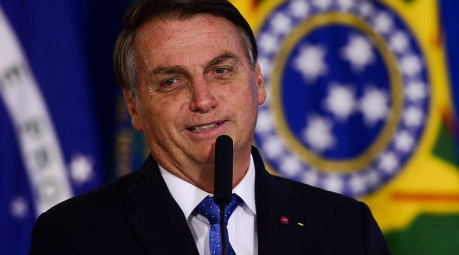 [Bolsonaro assina decreto que prorroga até dezembro programa que permite redução de jornada e salário]