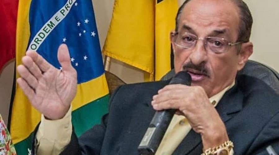 [Justiça indefere candidatura de Fernando Gomes, prefeito de Itabuna, à reeleição]