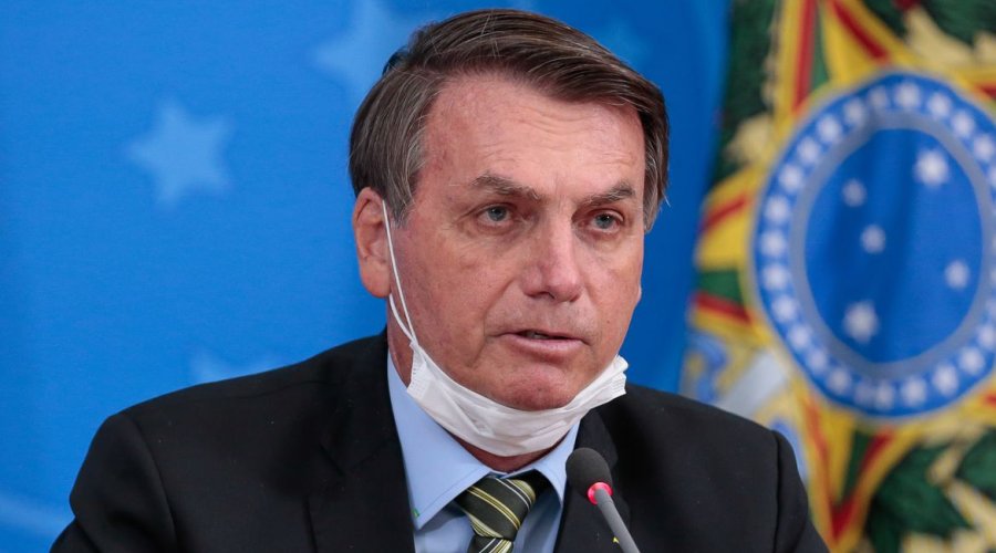 [Bolsonaro afirma que uso de máscaras contra Covid-19 é “pouco eficaz”]
