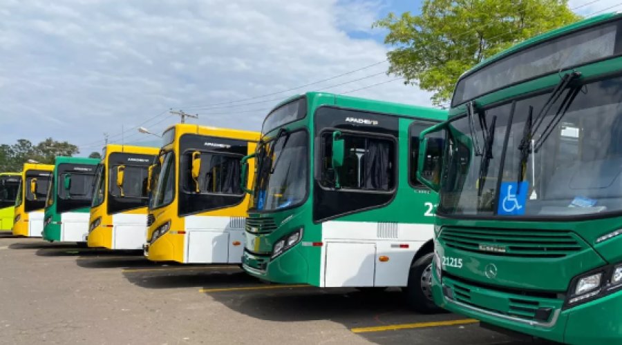 [Linhas de ônibus de Salvador serão redistribuídas entre empresas até esta quinta (30)]