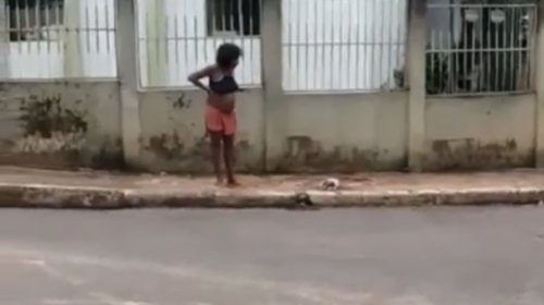 [Vídeo: Mulher em situação de rua dá à luz na calçada em porta de maternidade pública ]