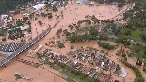 [São Paulo já registra 28 mortes causadas pelas chuvas]