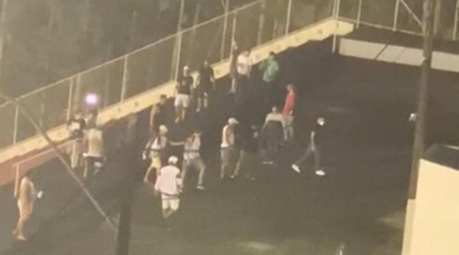 [Vídeo: Setorista do Bahia é agredido no Barradão após final do Campeonato Baiano Sub-20]