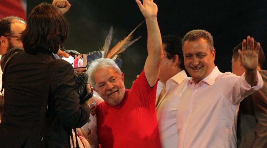 [Lula confirma presença no desfile do 2 de julho em Salvador]