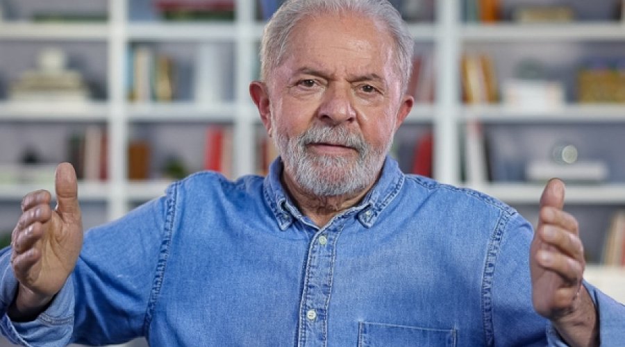 [Pesquisa Ipespe: Lula segue liderando intenções de voto, com 44%, na frente de Bolsonaro, com 35%]