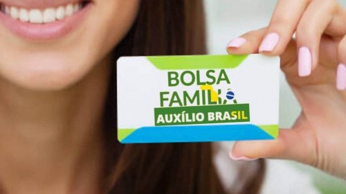[Auxílio Brasil de R$ 600 é considerado insuficiente por mais da metade dos beneficiários, diz...]