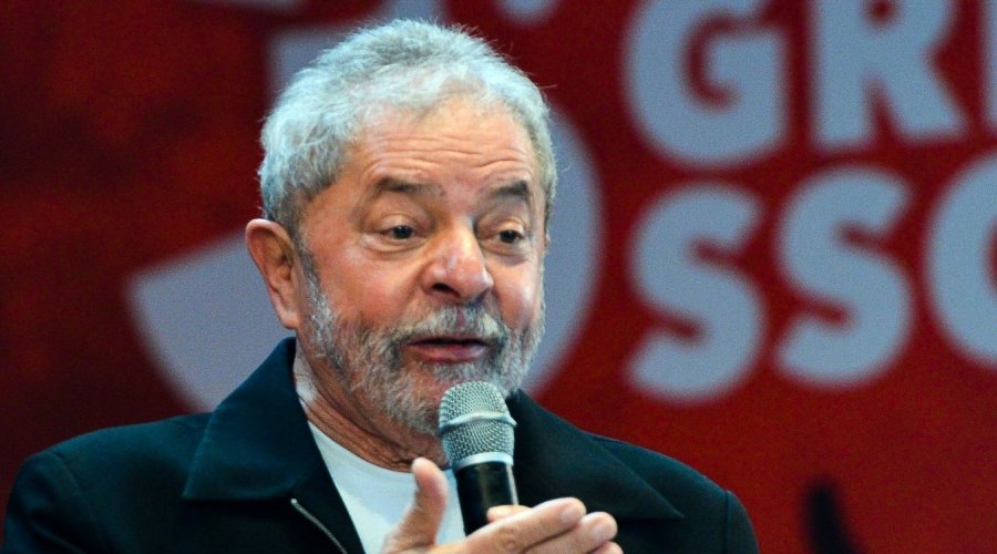 [Lula promete criação de ministérios para indígenas e pequenas empresas]