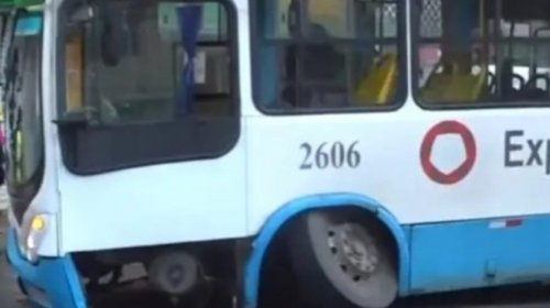 [Ônibus causa congestionamento na Avenida Suburbana após acidente; confira]