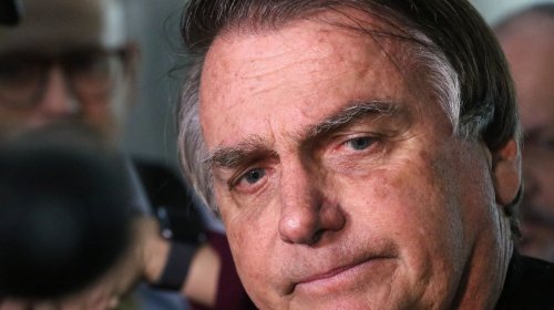 [TSE marca para próxima terça julgamento de ações contra Bolsonaro]