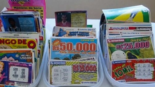 [Caixa pode voltar a vender loteria instantânea, a popular raspadinha ]