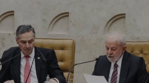 [No STF, Lula defende regulação das redes sociais no país]