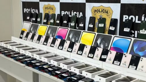 [Polícia apreende mais de 100 celulares e tablets na estrada do CIA, em Salvador]