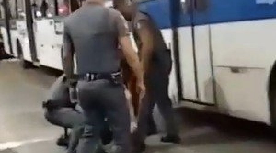 [Vídeo: ambulante é agredido por seguranças da CCR Metrô na Estação Pirajá]