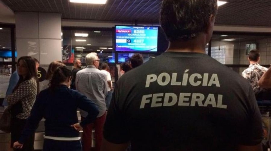 [Jovem é presa em flagrante no aeroporto de Salvador ao tentar embarcar com cocaína]