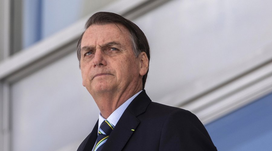 [Por recomendação médica, Bolsonaro ficará afastado da presidência por mais quatro dias ]