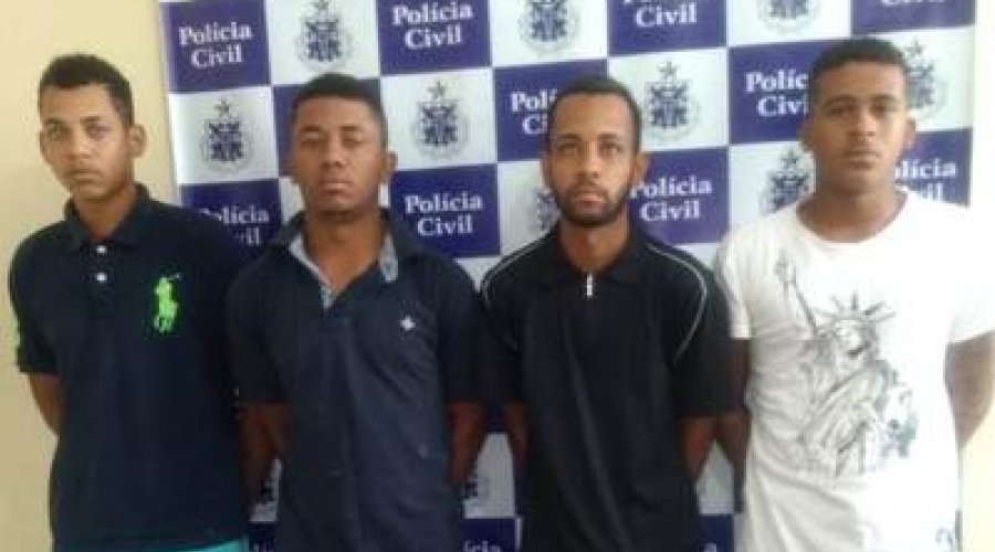 [Homens são presos durante operação da Polícia Civil em Itamaraju]