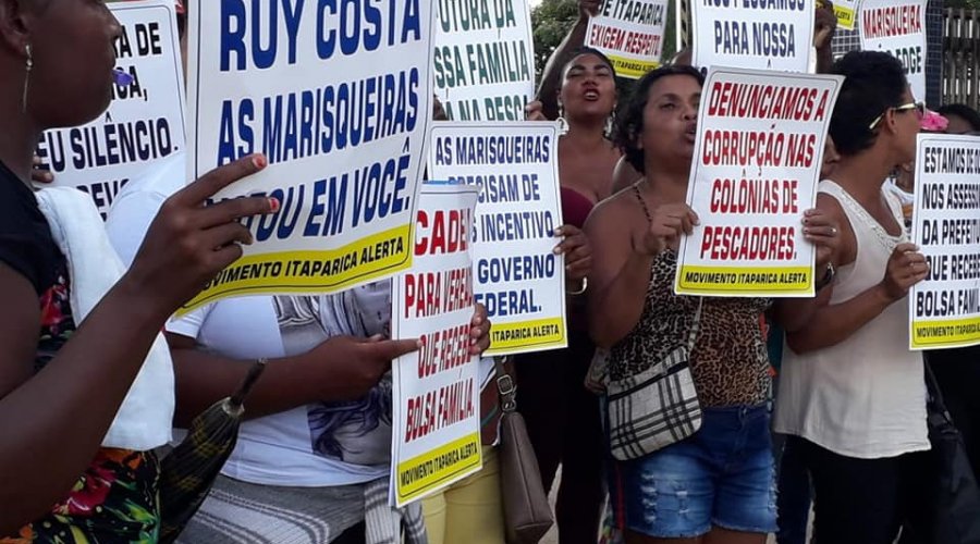 [Marisqueiras de Itaparica denunciam prefeitura por recebimento de supostos repasses ilegais do Bolsa Família]