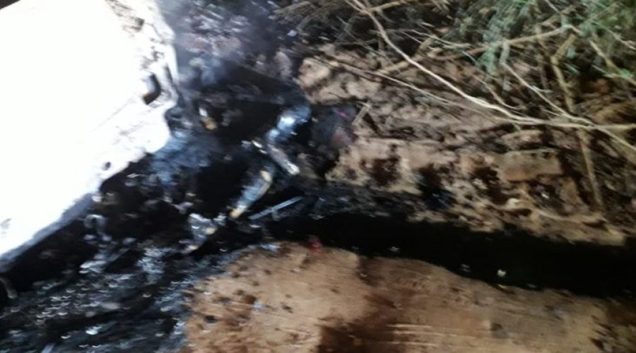 [Corpo de mulher é encontrado em carro queimado no município de Santo Amaro]