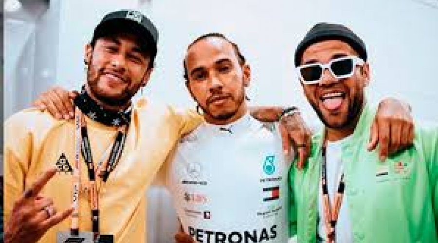 [Lewis Hamilton conta como tem diálogos com Neymar]