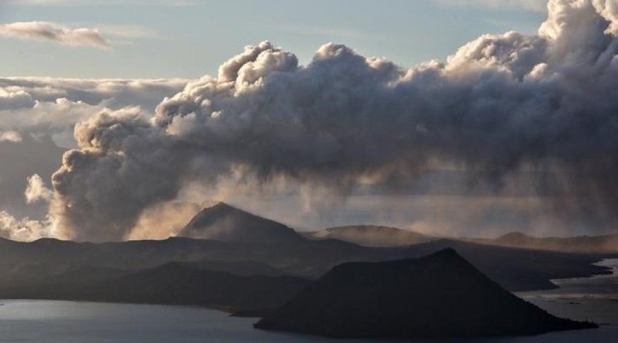 [Risco de nova erupção do vulcão Taal põe Filipinas em alerta]