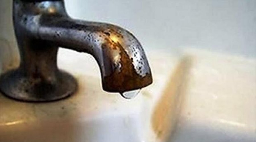 [Moradora denuncia falta de água em Santa Mônica]