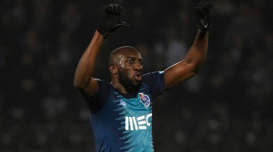 [Polícia portuguesa abre investigação após ofensa racista contra jogador do Porto]
