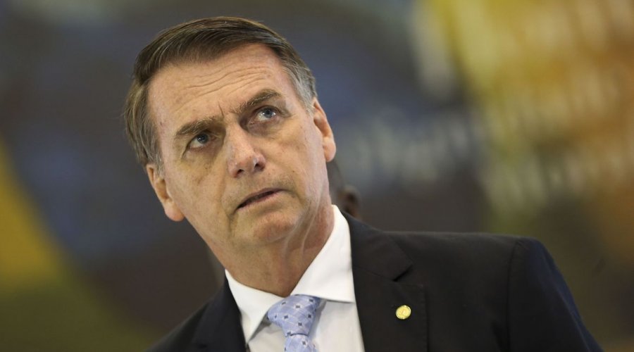[Bolsonaro muda tom e passa a não criticar quarentena em pronunciamento na TV; confira]
