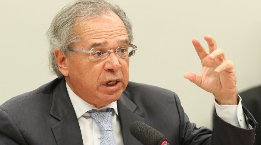 [Paulo Guedes afirma que governo fará quatro grandes privatizações nos próximos meses]