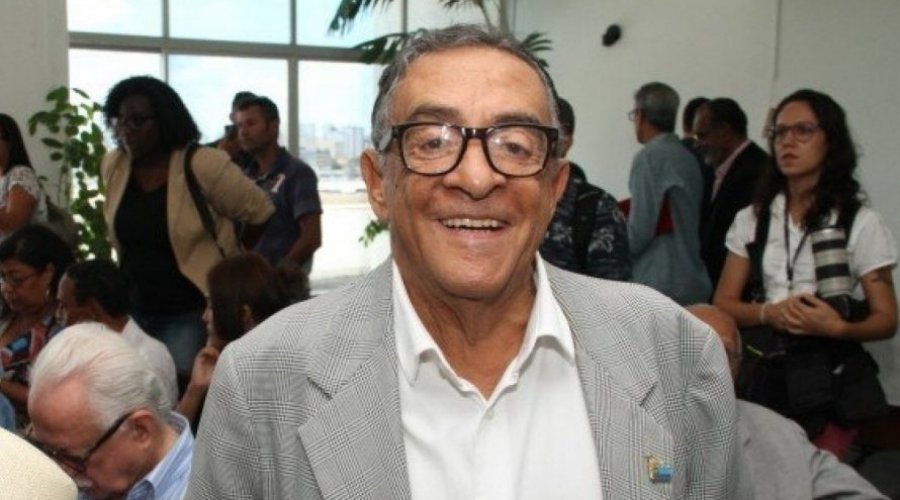 [Aos 84 anos, morre em Salvador radialista Zé Oswaldo ]