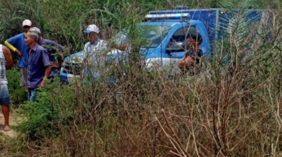 [Corpo de homem torturado em Pernambués é do suspeito de matar criança de 11 anos, confirma polícia]