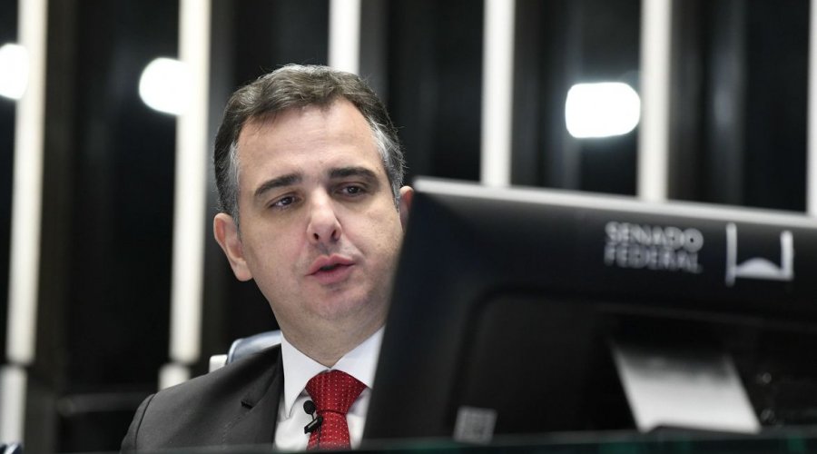 [Presidente do Senado diz que venda da Petrobras não está “no radar”]