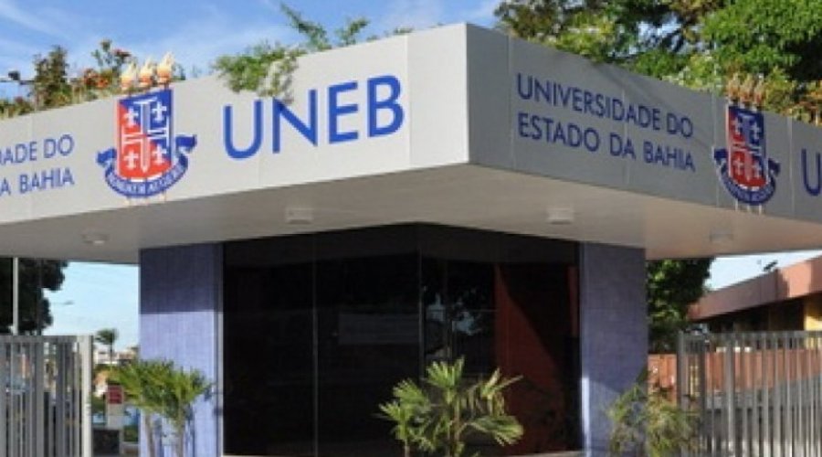 [Universidades estaduais da Bahia promovem paralisação nesta terça-feira por reajuste salarial]