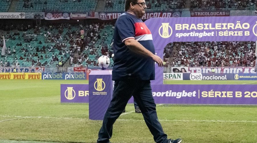 [Guto avalia desempenho do Bahia contra Athletico-PR e critica torcedores que vaiaram Luiz Henrique]