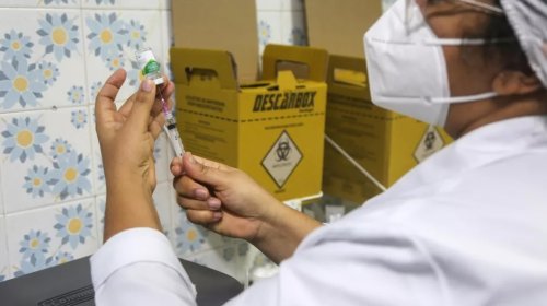 [Salvador libera vacinação contra gripe para público geral]