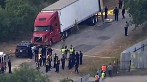 [Caminhão é encontrado com mais de 40 corpos nos EUA]