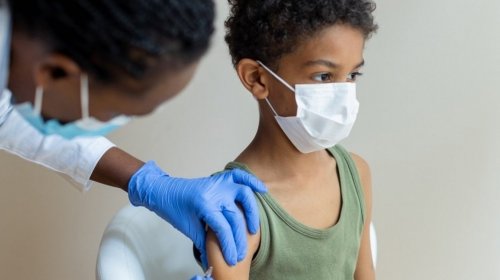 [Primeira semana de vacinação em crianças de 3 a 5 anos tem baixa adesão em Salvador]