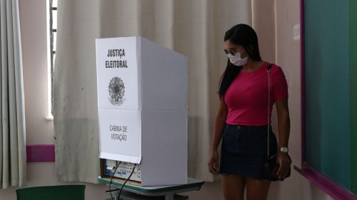 [Eleições 2022 mantêm maioria do eleitorado feminina, com 53%]