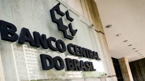 [Lucro dos bancos brasileiros ultrapassam R$ 130 bilhões em 2021]