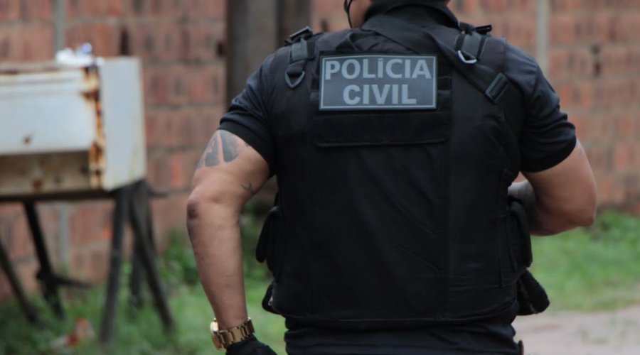 [Polícia Civil prende fugitivos da Lemos de Brito durante operação no bairro do Engenho Velho da Federação]
