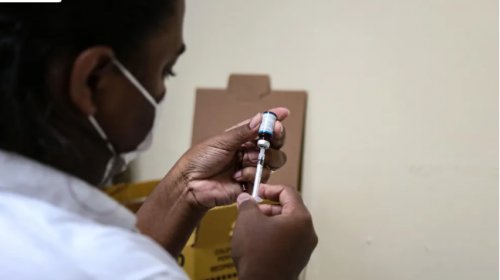 [Salvador inicia aplicação da 1ª dose da vacina para crianças de 6 meses a 2 anos com comorbida...]