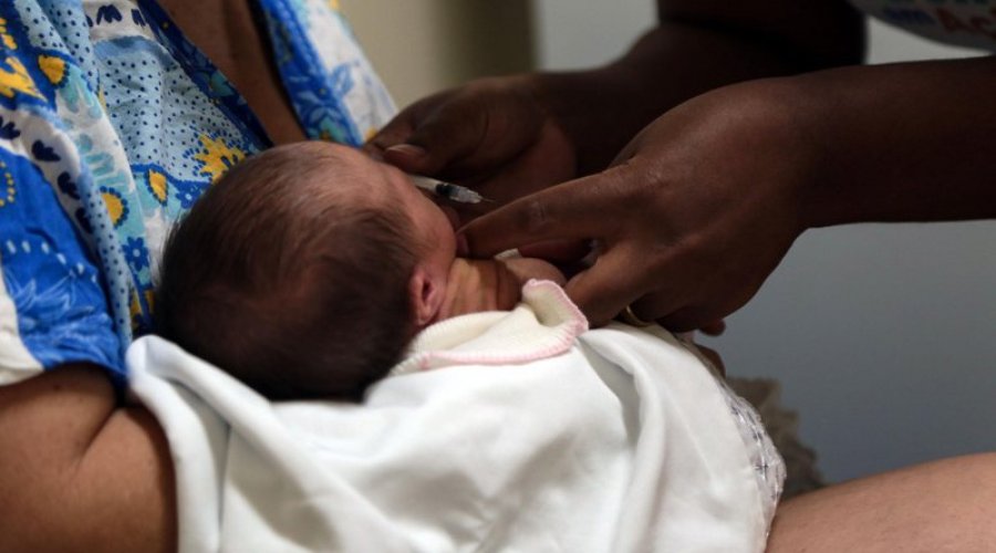 [Pfizer Baby: Vacinação contra Covid-19 de crianças menores de 05 anos é suspensa em Salvador por falta de doses]