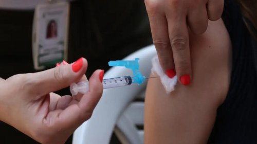 [Justiça ordena remoção de postagens que associam vacina à aids]